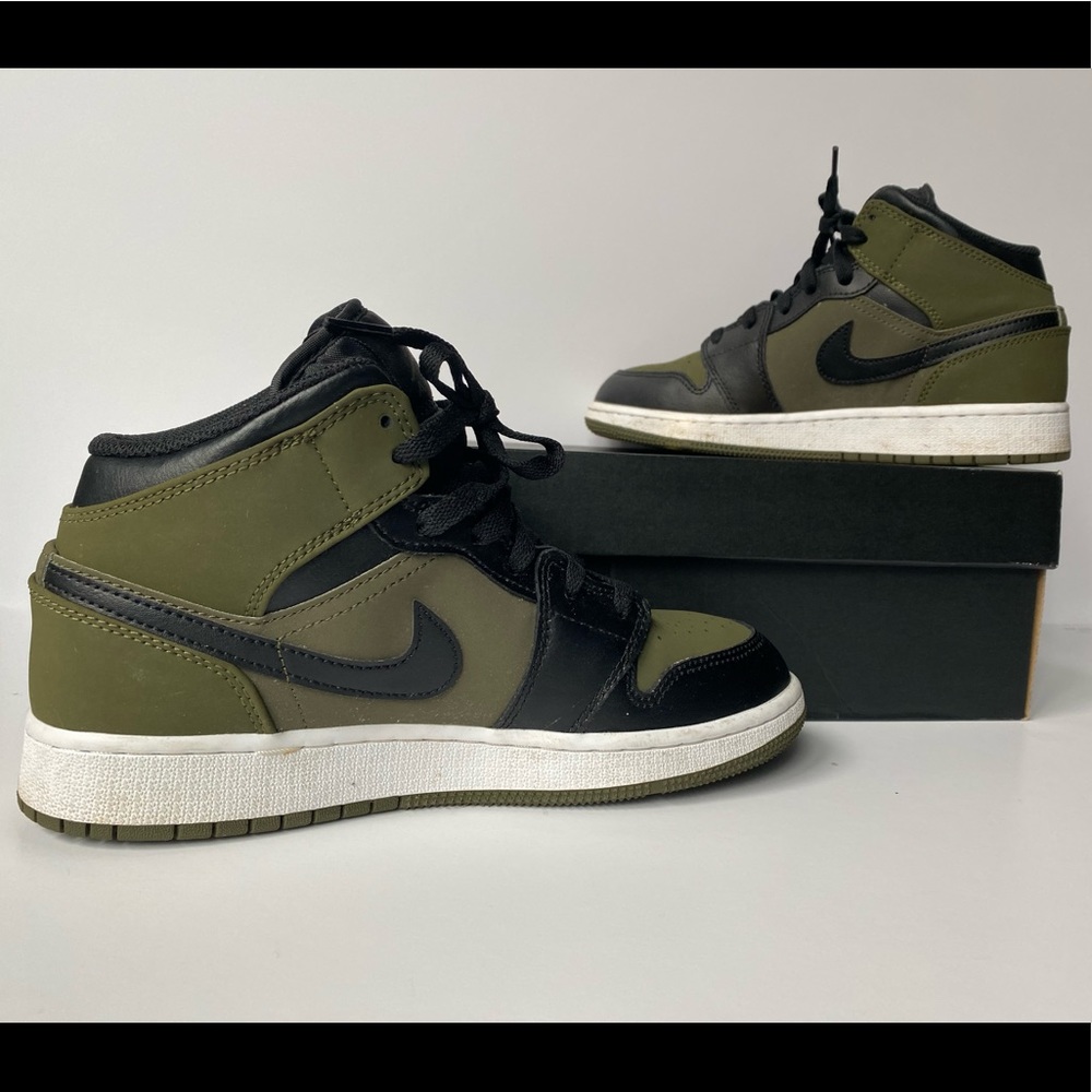 Air Jordan 1 “Olive Canvas” 2018 sz 6Y